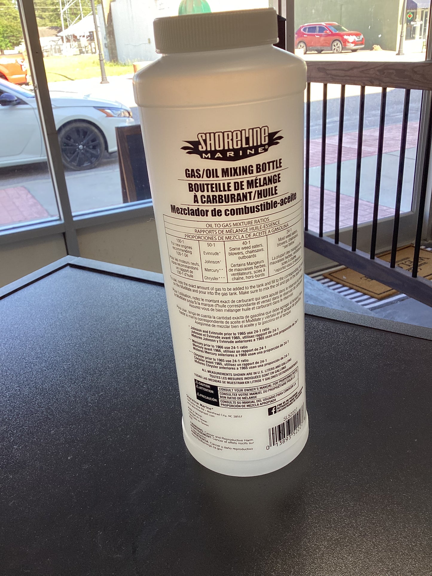 Shoreline Marine SL52227 Engine Oil Mixing Cup