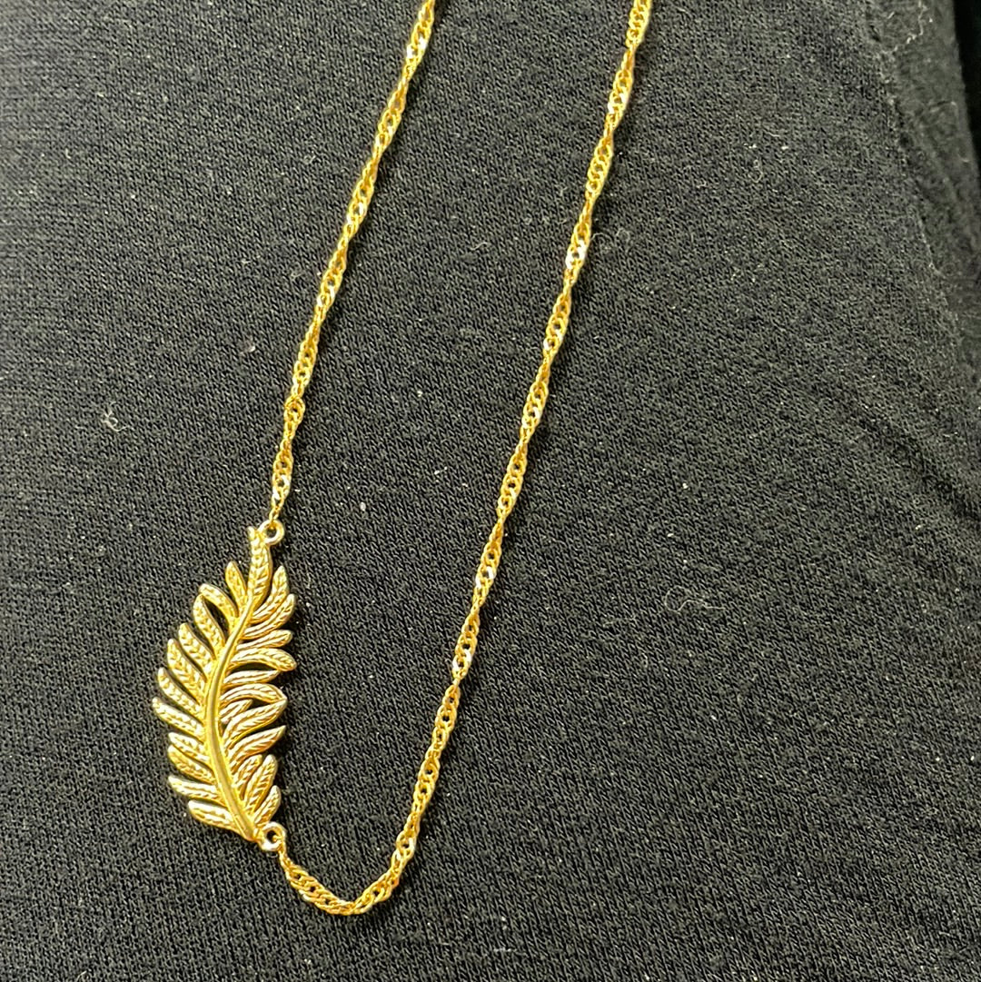 JV Fern Delicate Necklace