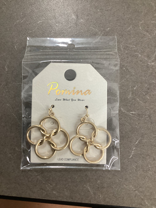 Gold circle earrings, perfect for any outfit 