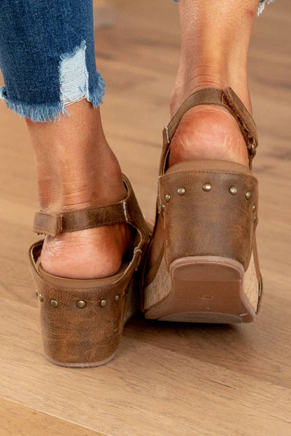 LDC Vintage Leather Stitching Studded Wedge Sandals