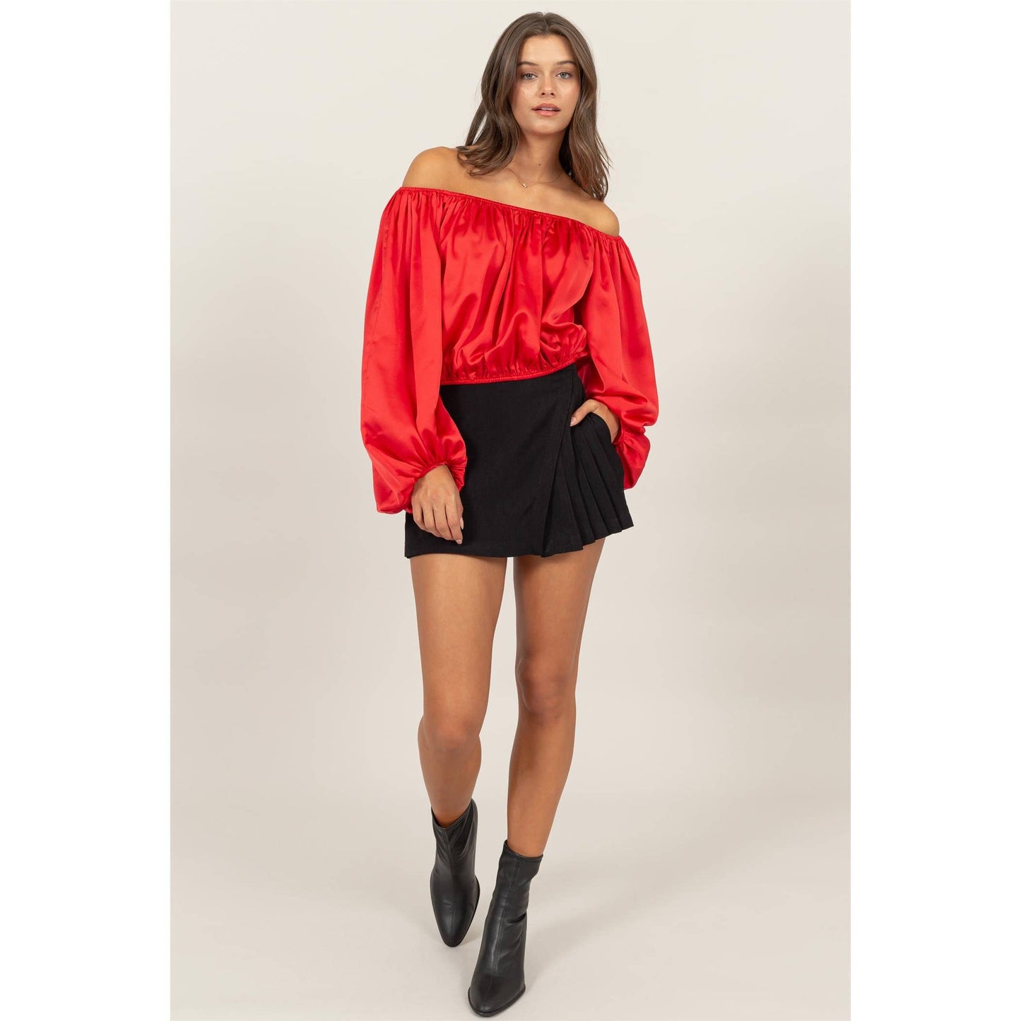 Caroline satin sleeve top in red