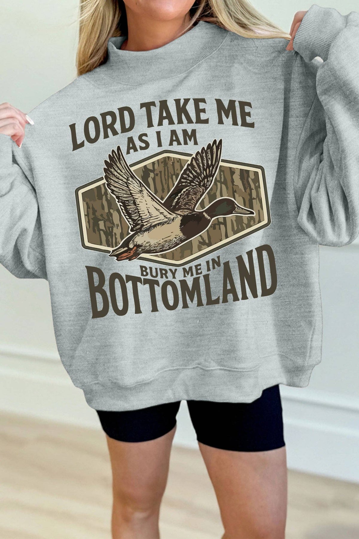 Western Duck Graphic Mock Neck Pullover Sweatshirt