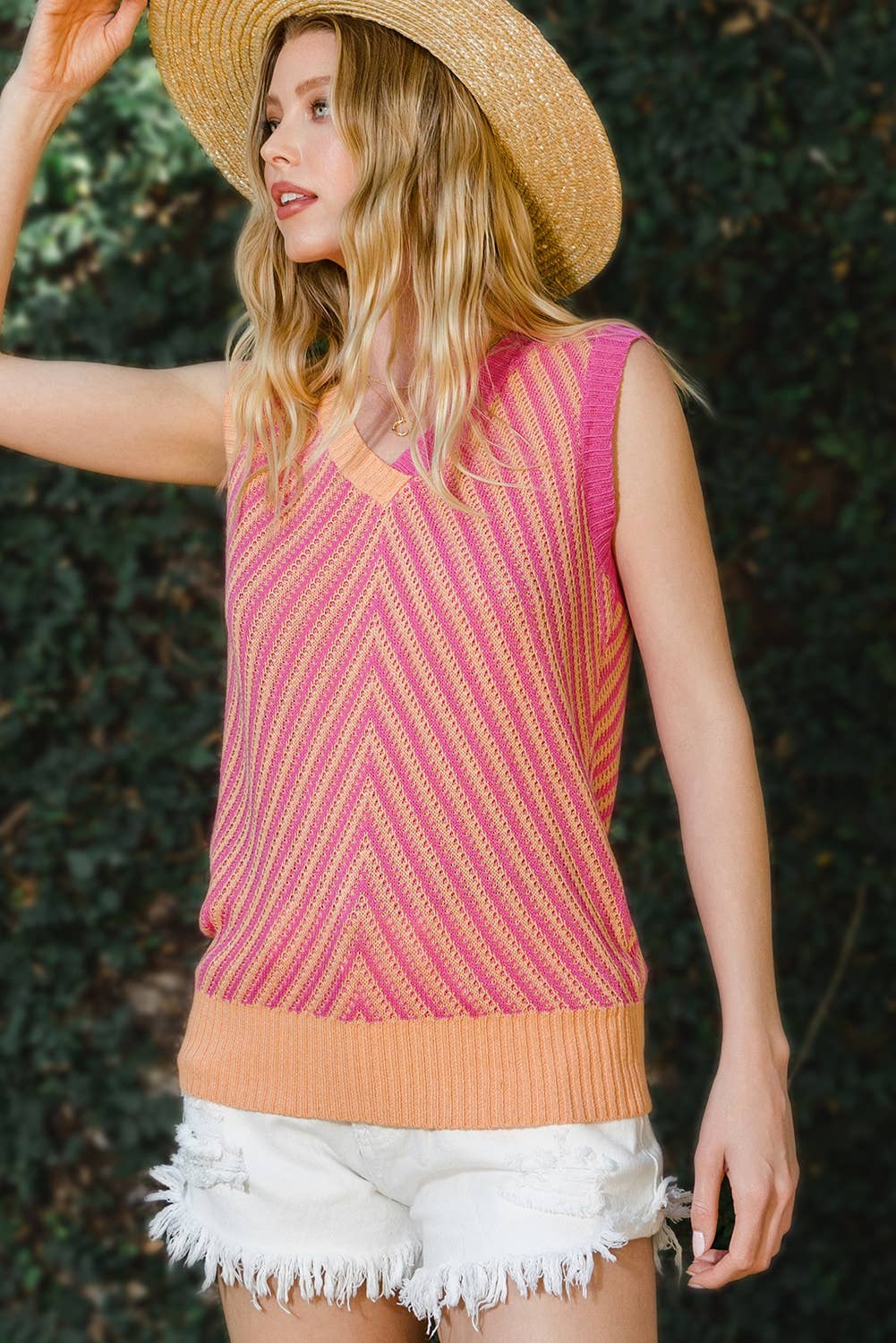 Lizzy Contrast Chevron Knit Sweater Vest | S-XL