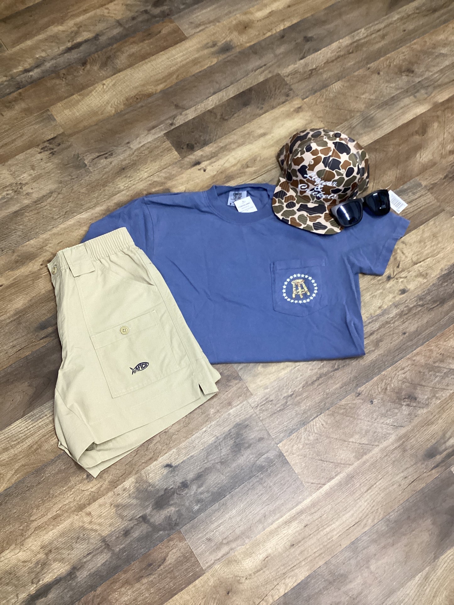 Barstool Pocket Tee