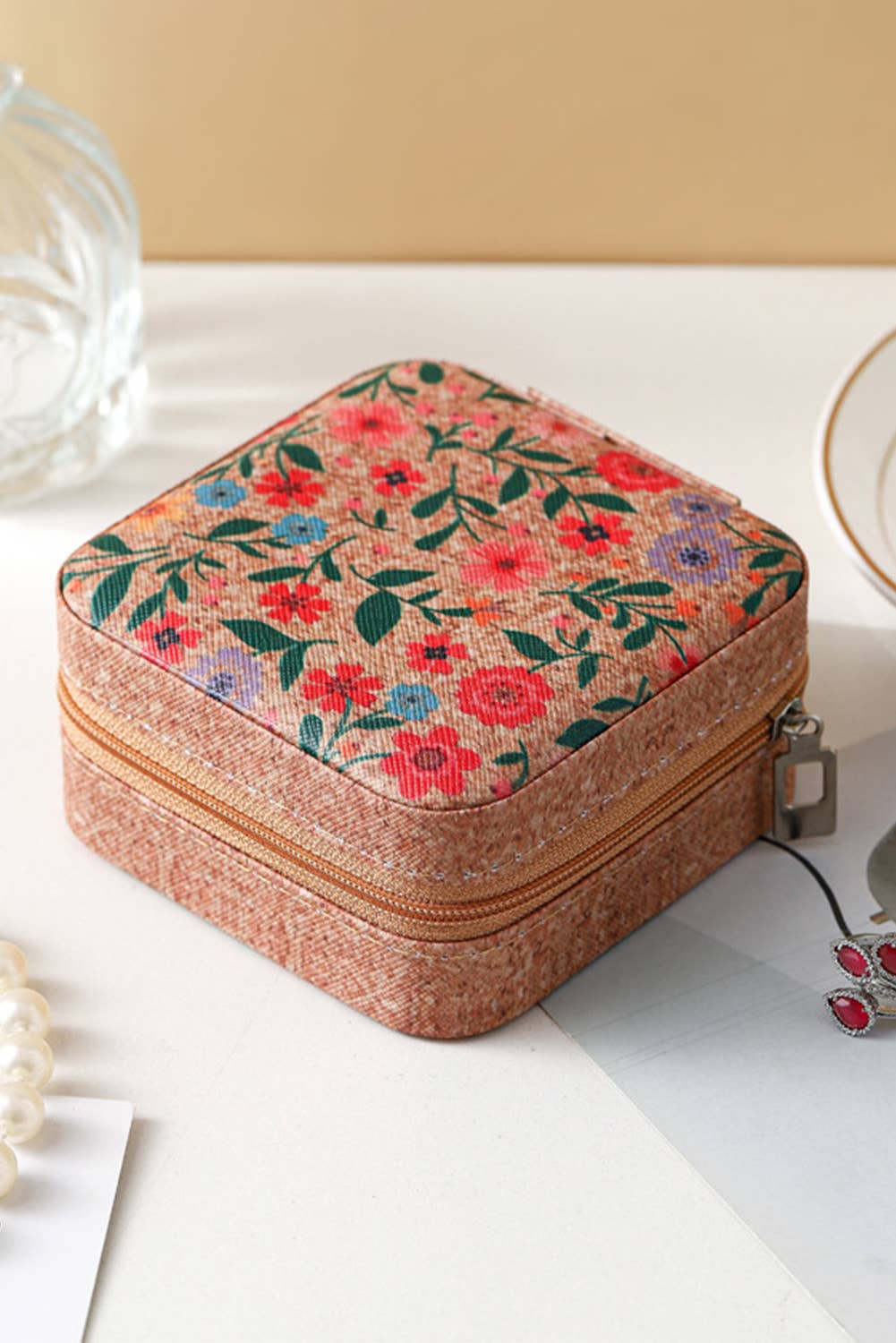 Retro Floral Print Portable Square Jewelry Box: Camel