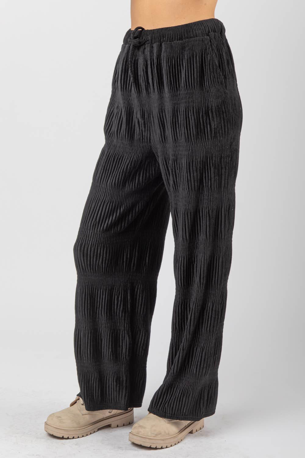 Crinkled Soft Velvet Comfy Straight Pants: Black