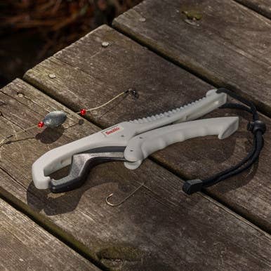 9" Floating Fish Gripper