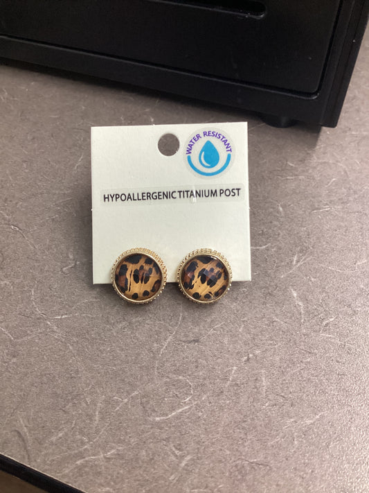Golden Cheetah Studs