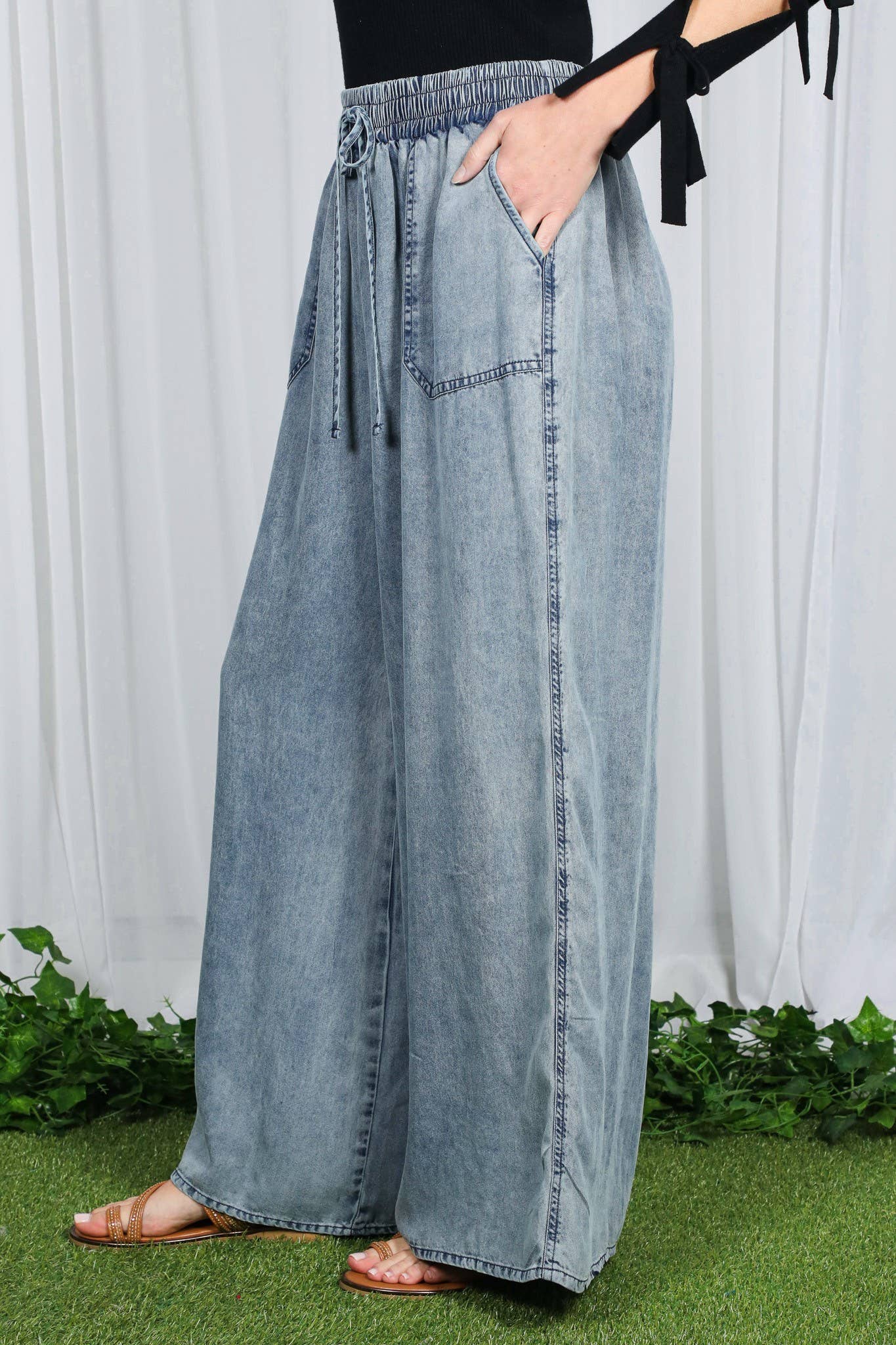 Carlee wide leg Chambray Pants