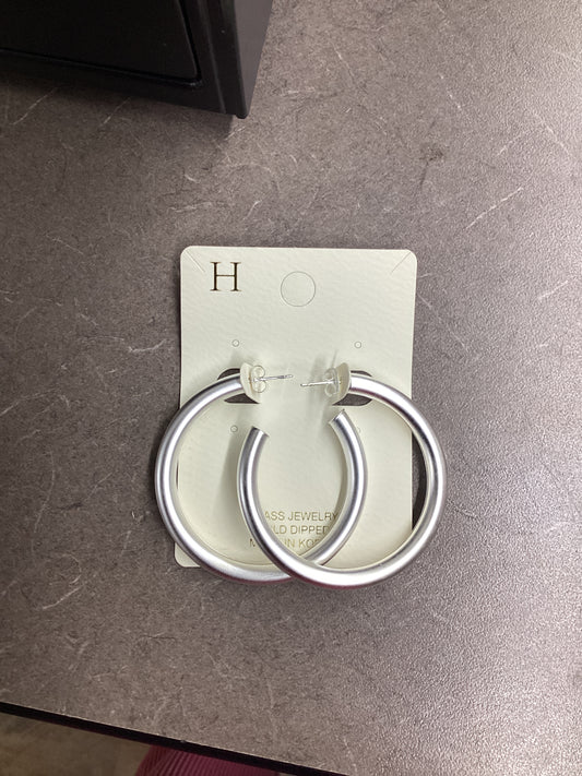 Silver Everyday Hoops