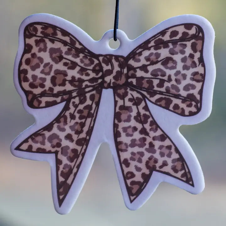 Scent South - Cheetah Bow - New Car