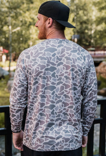 Burlebo Performance L/S Tee in Classic Deer Camo