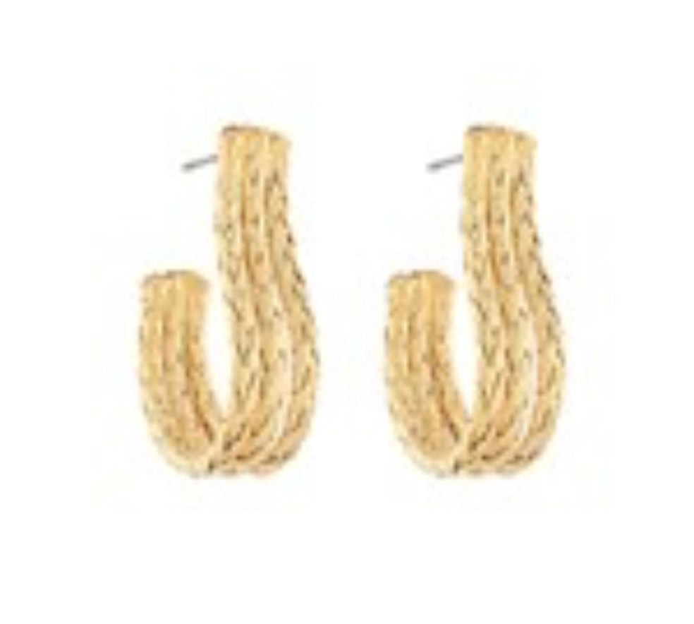 Textured U shaped earring