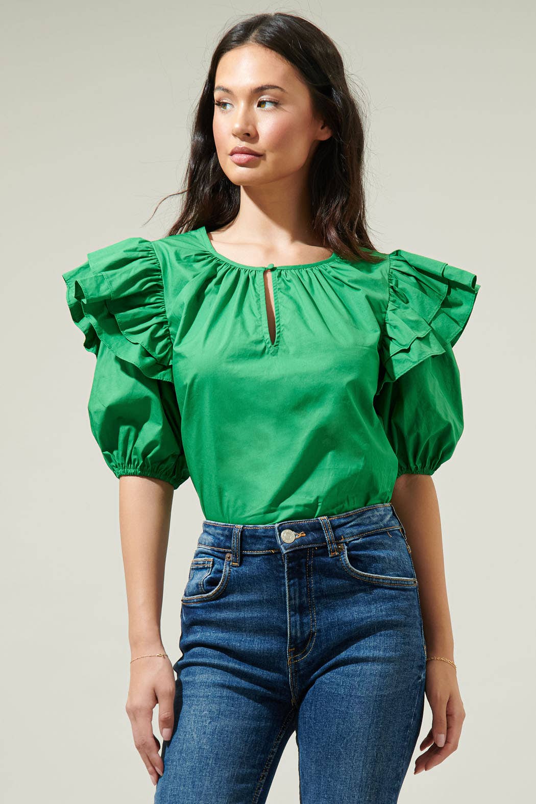 Flores Poplin Ruffle Short Sleeve Top: Kelly-Green