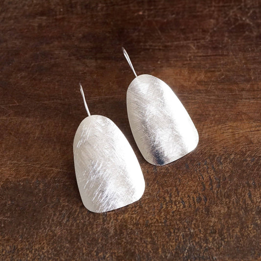 Minimal statement earrings - silver