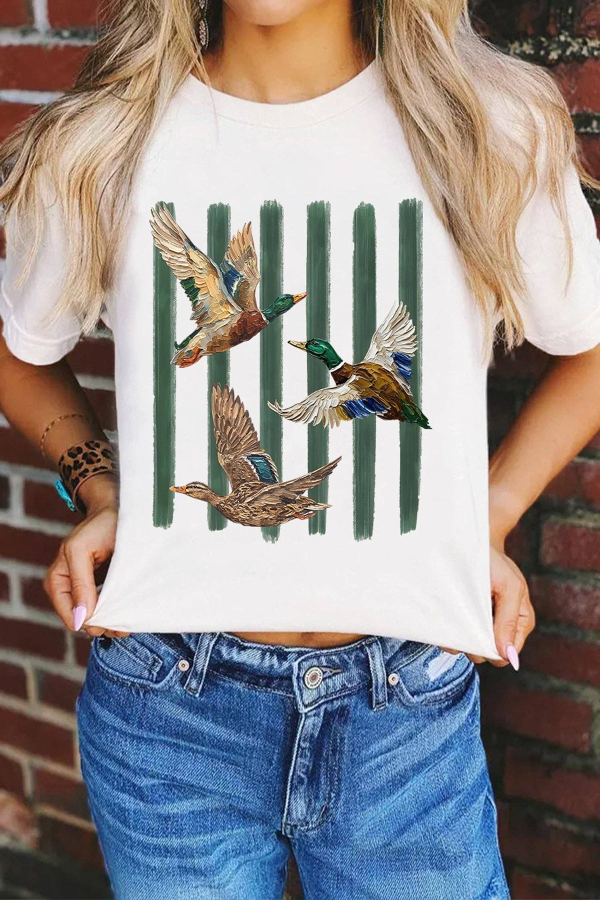 Mallard Duck Graphic Striped Short Sleeve Casual Tee
