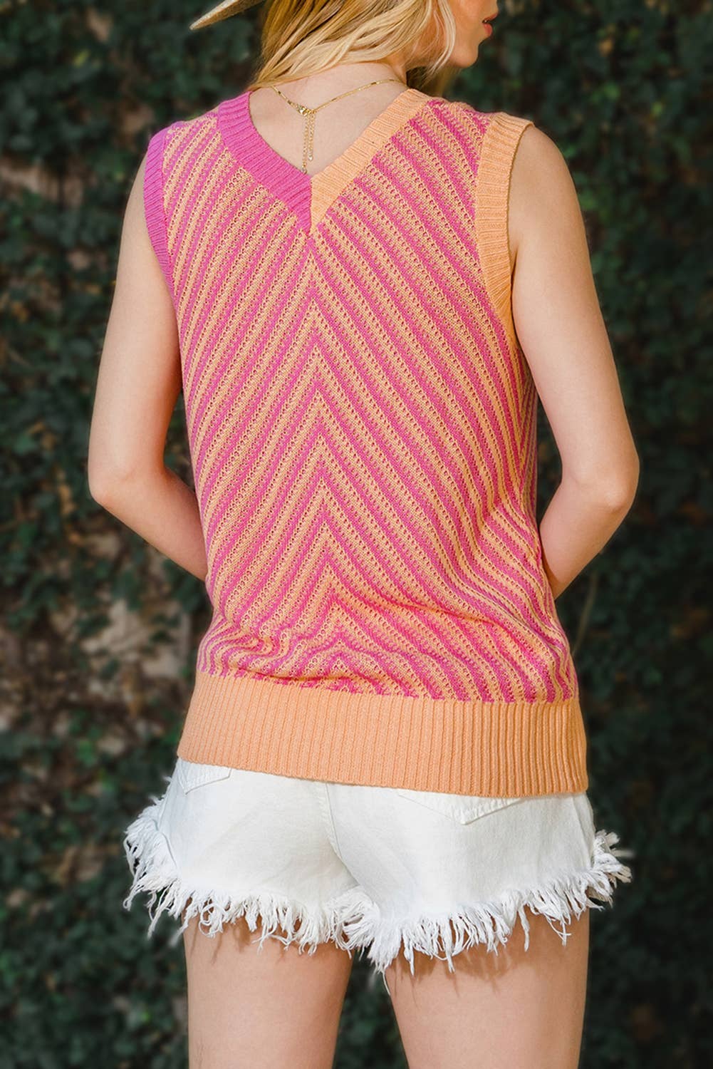 Lizzy Contrast Chevron Knit Sweater Vest | S-XL