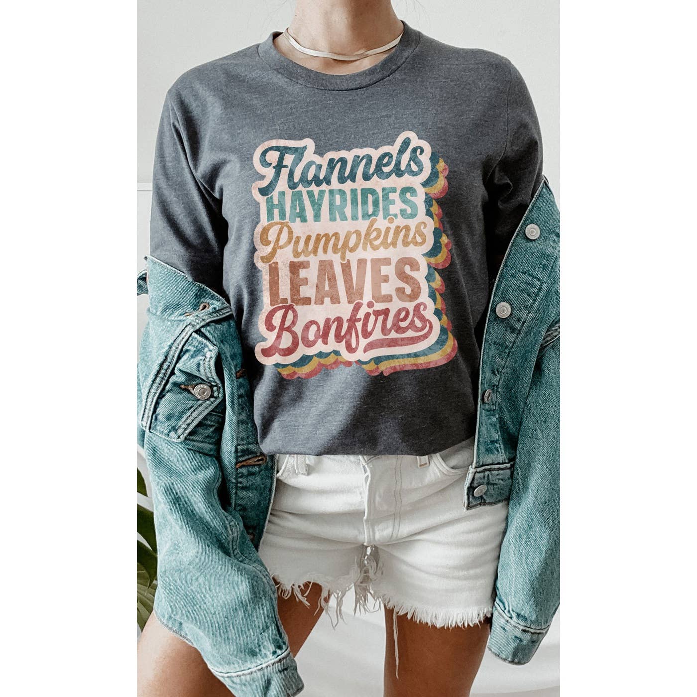 Vintage Fall Favorites Graphic Tee: HEATHER CHARCOAL